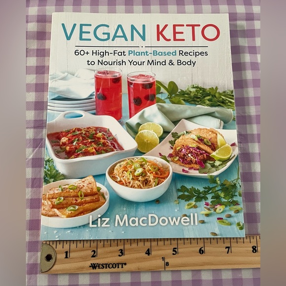 Vegan Keto Cookbook (2018) Liz MacDowell - Picture 3 of 4